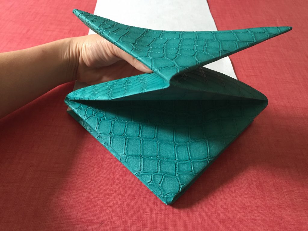 Comment faire un vase en papier origami