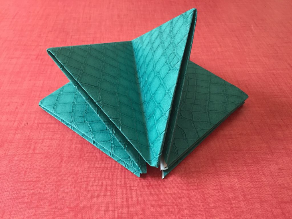 Comment faire un vase en papier origami