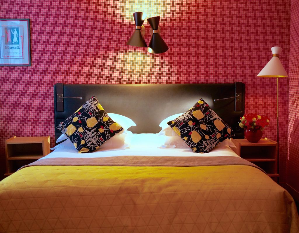 chambre style années 50 retro louis poulsen vintage