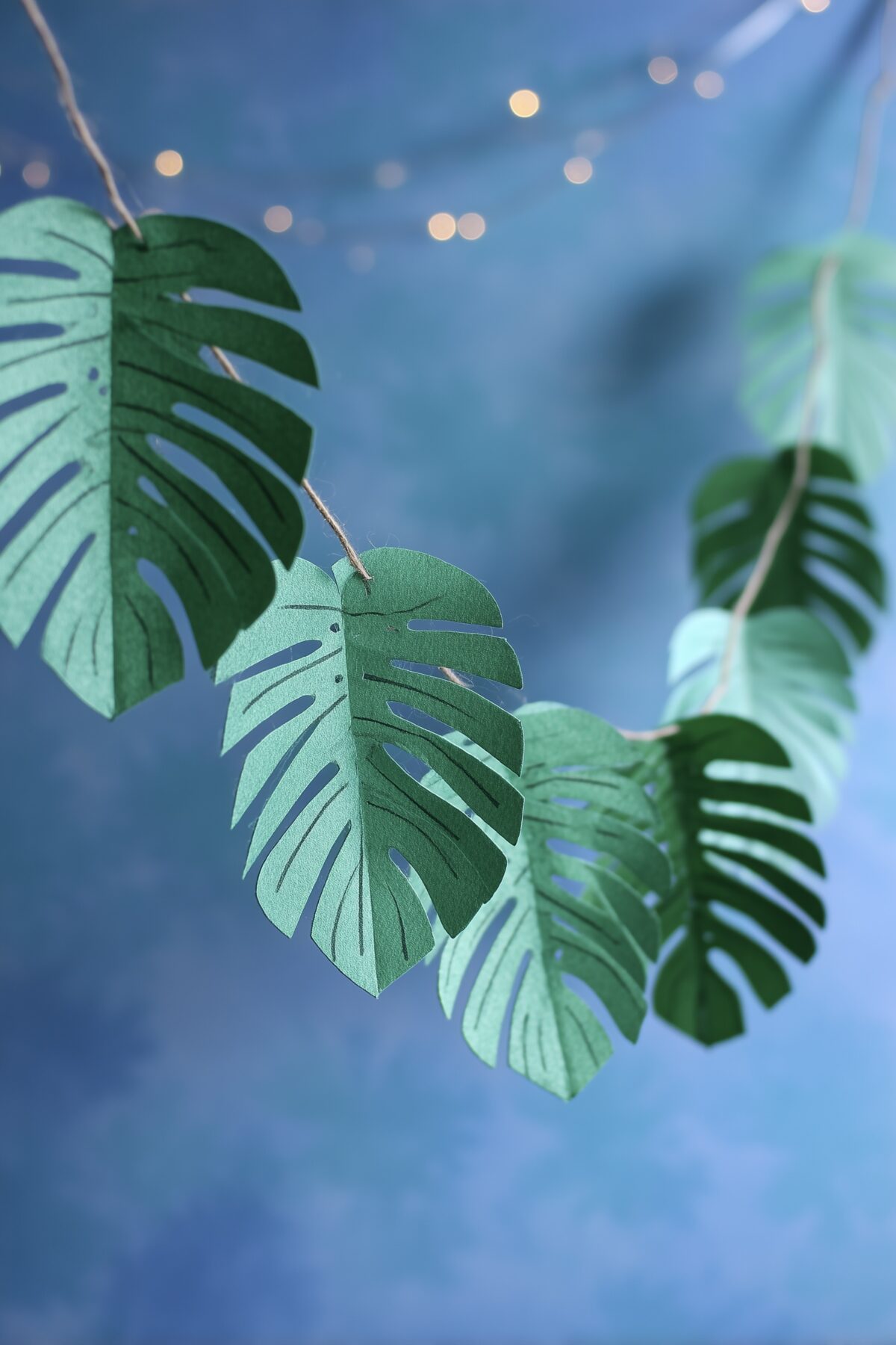 guirlande déco nature diy feuilles monstera papier