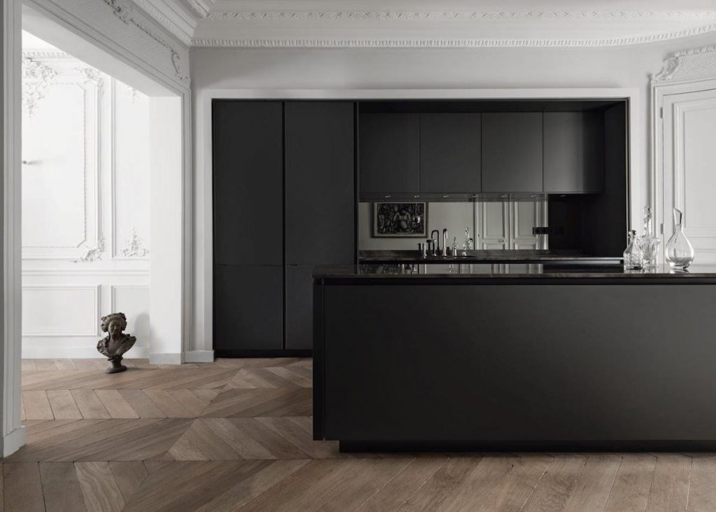 cuisine noire mat et bois moderne