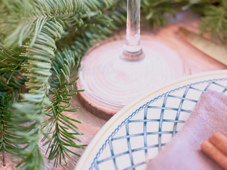 Inspiration déco table de Noël entre amis