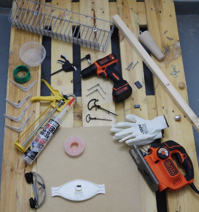 matériel necessaire pour fabriquer un meuble en palette
