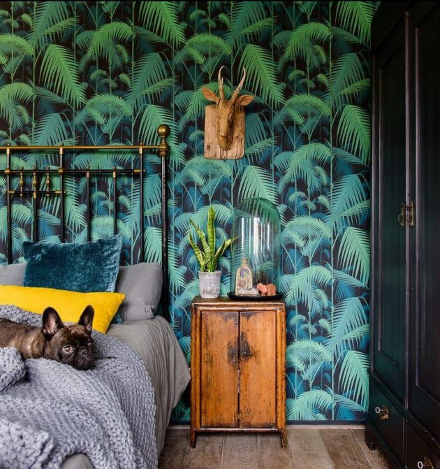 chambre tropicale pan de mur feuilles vert bois