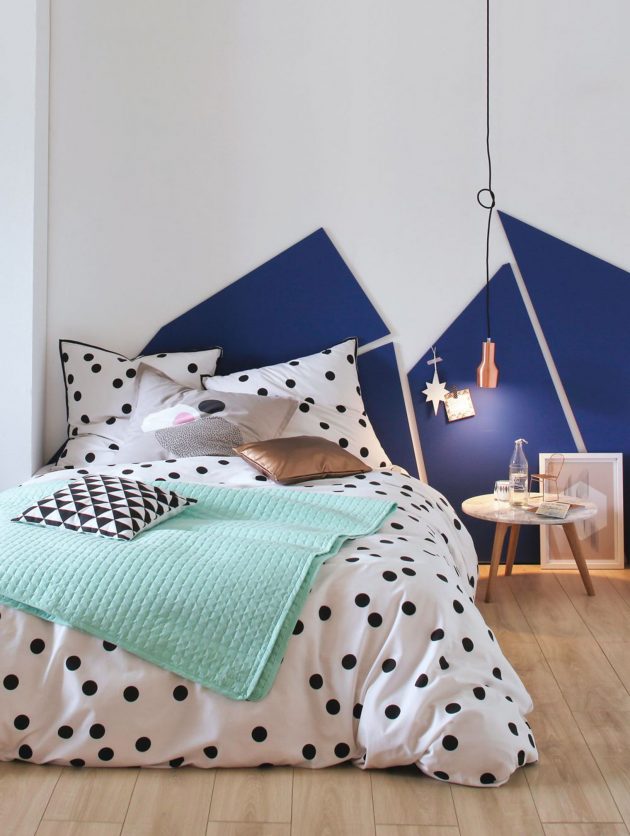 chambre ado tette de lit en peinture motif geometrique