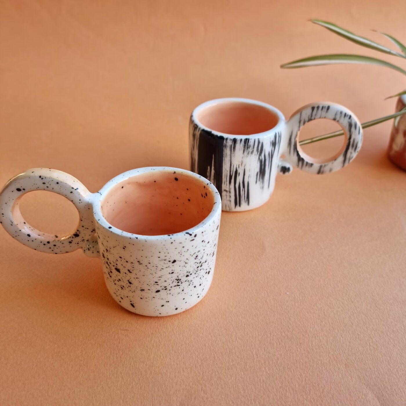 tasse café céramique porcelaine artisanale mouchetée