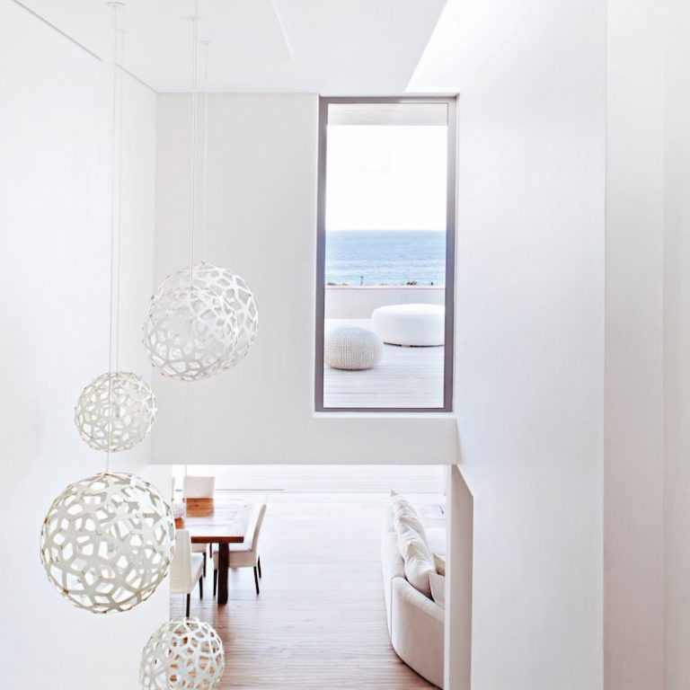 escalier ouverture fenetre vue sur mer