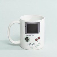 Tasse Nintendo Gameboy dont l'image change au contact d'un liquide chaud