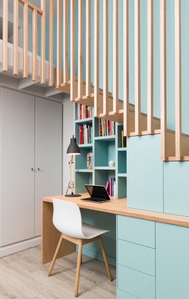 aménager un dessous d escalier en coin bureau minimaliste moderne