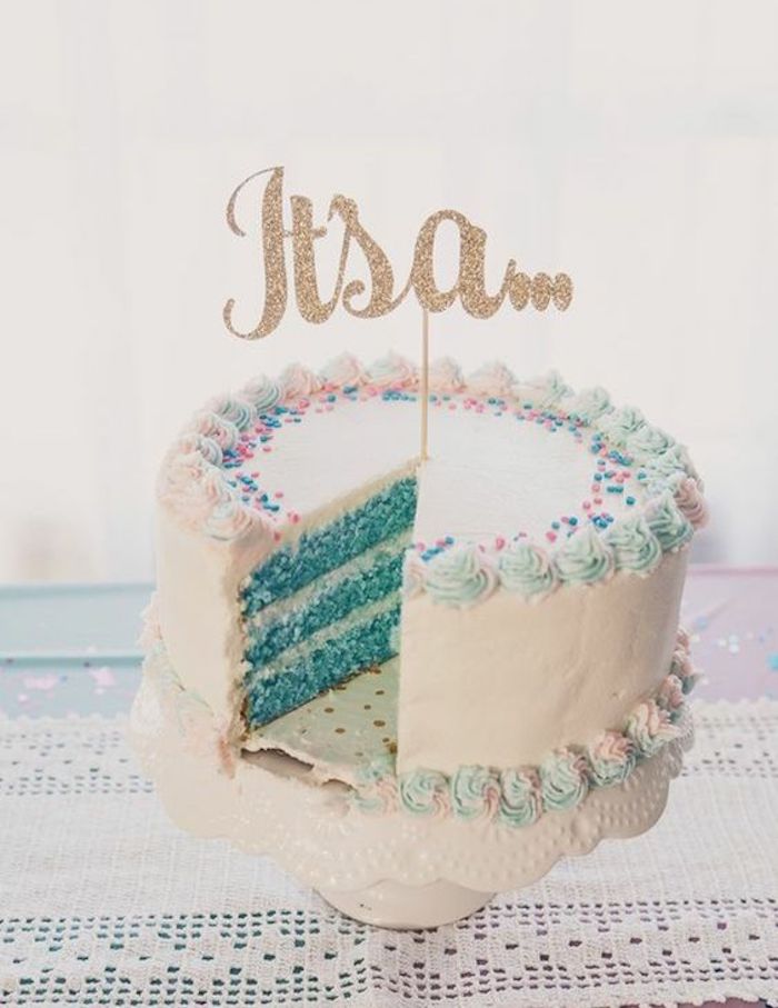 blog déco clemaroundthecorner gâteau cake bleu gender reveal party pâtisserie