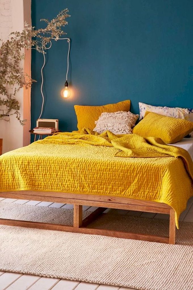 déco couleur jaune moutarde couverture couvre lit coussins blog déco clem around the corner