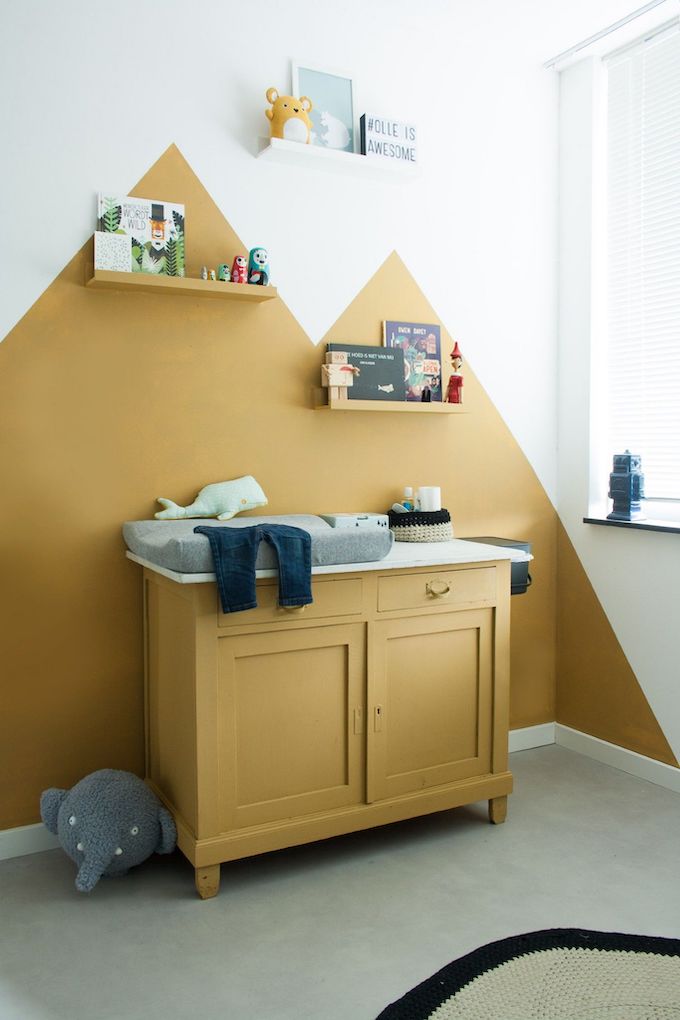 déco couleur jaune moutarde chambre bébé nurserie meuble montagne blog déco clem around the corner