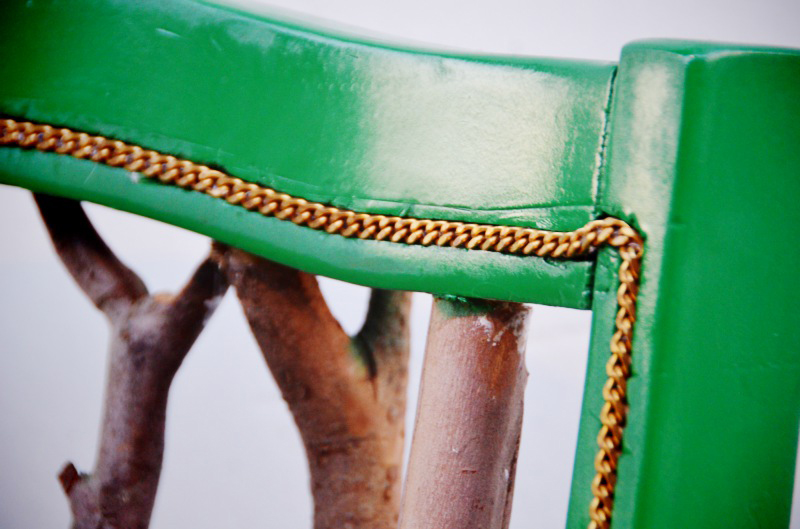 DIY chaise chaine or bois vert - blog déco - clem around the corner