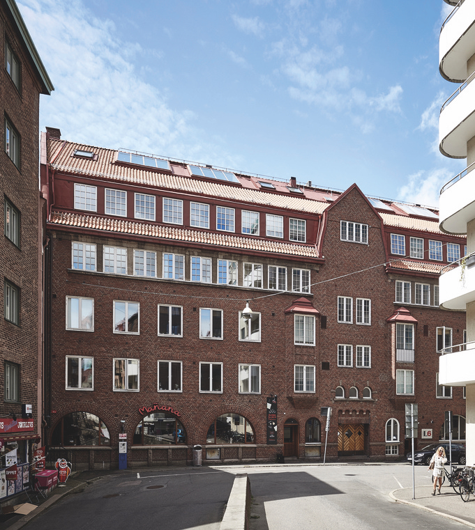 loft suédois immeuble briques rouges suède - blog déco - clem around the corner