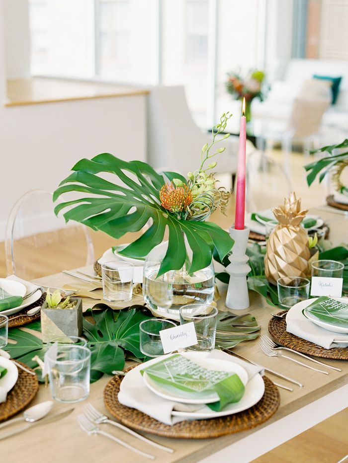 table style jungle rustique set table osier-rond bougie rose ananas - blog déco - clem around the corner