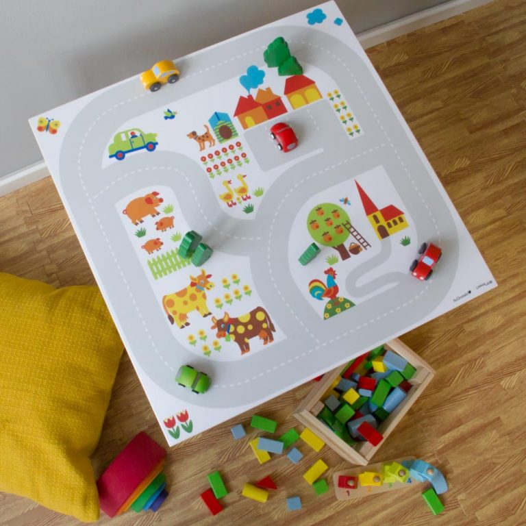 lack ikea hack route stickers voitures jeux enfant - blog déco - clem around the corner