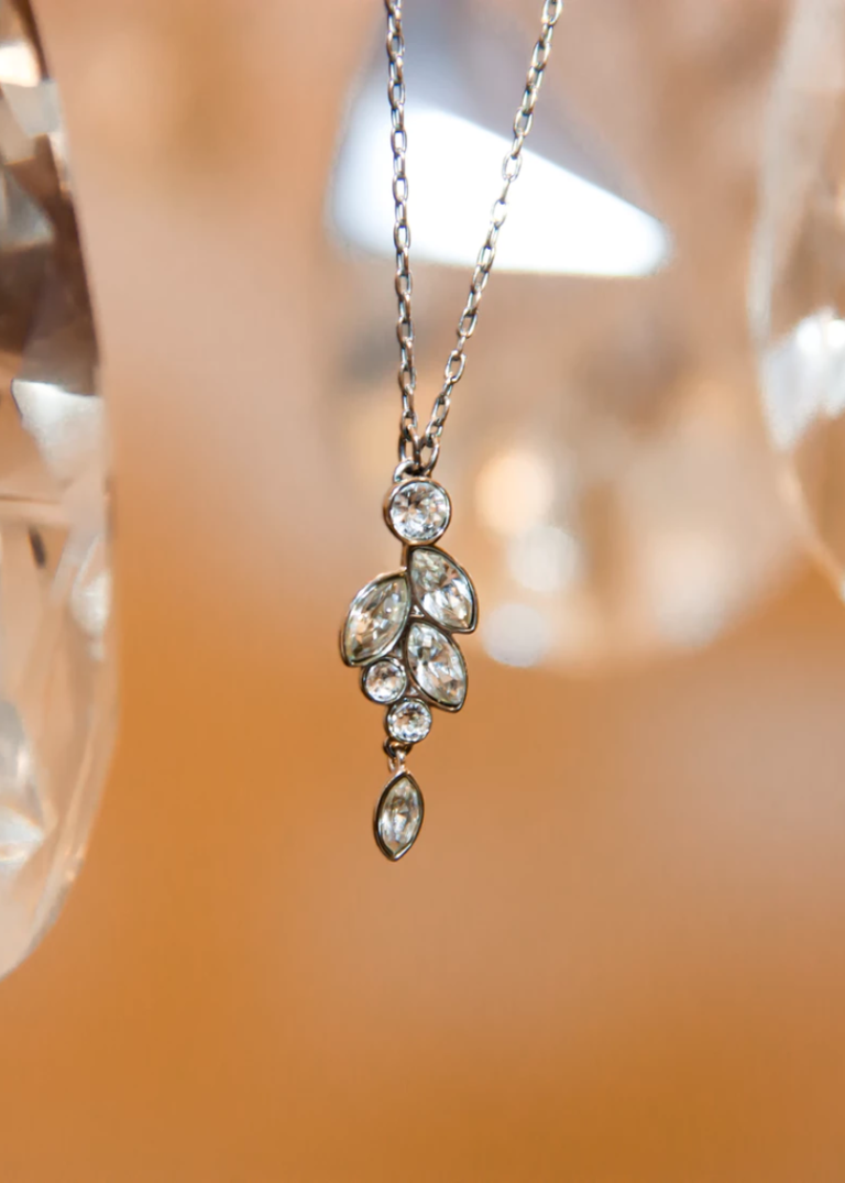 idée cadeau insérer un bijoux fêtes des mères DIY bougie bijou