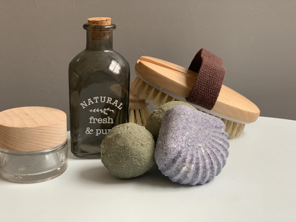 DIY bombes de bain fait main coquillage salle de bain tuto tutoriel - blog déco - clemaroundthecorner