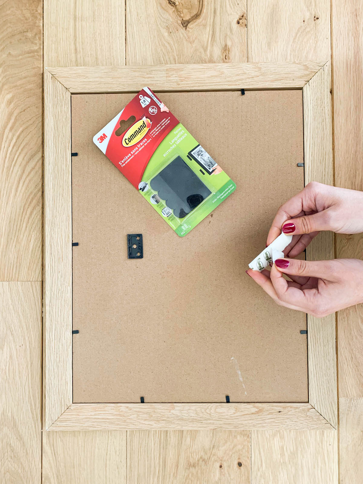 languettes accroches tableaux command avis installation decoration interieur - clem around the corner