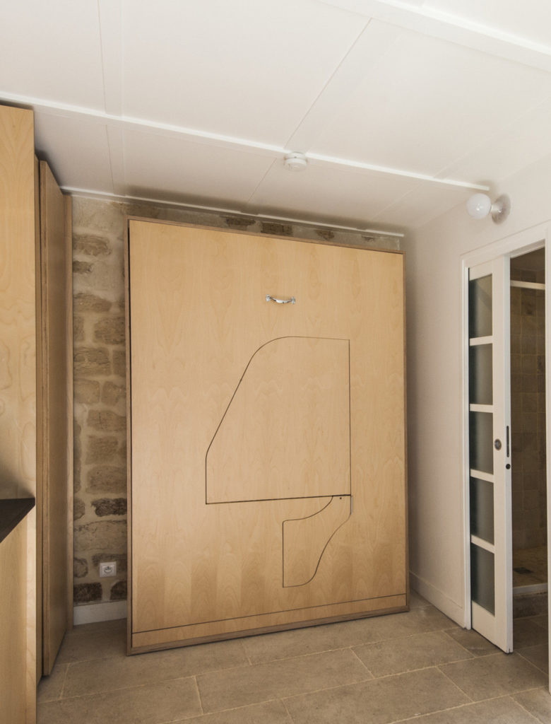 visite appart 12m2 cuisine ouverte armoire lit rangement optimisation de l espace - blog déco - clematc