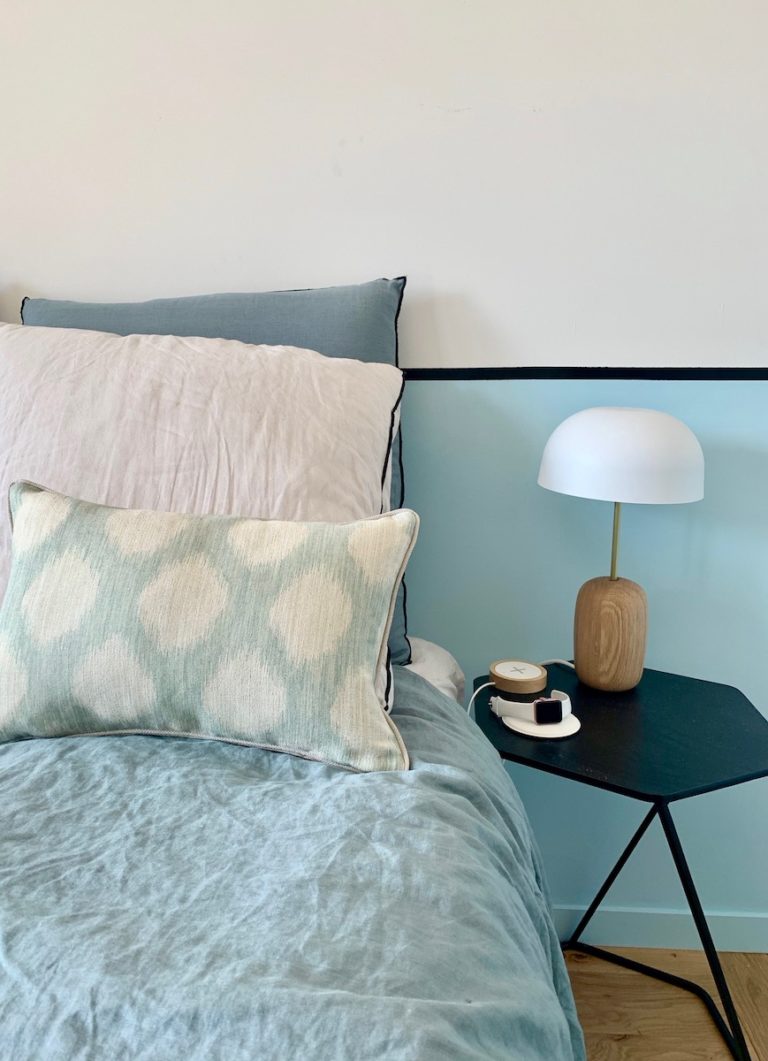 Housse de coussin Moon Janeiro lit table de chevet soubassement literie - blog déco - clematc