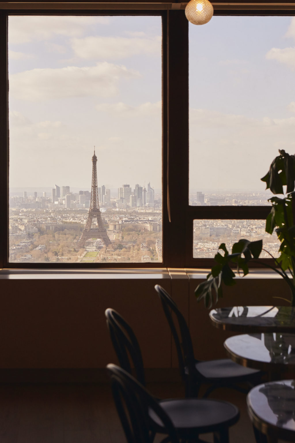 Morning coworking Paris montparnasse travail work share office eiffel tower