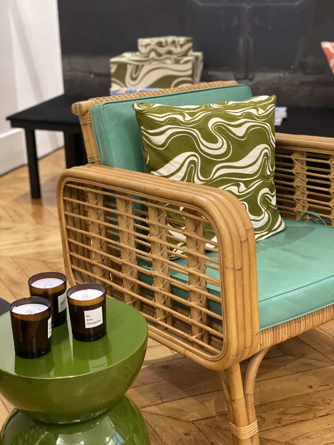 hello simone coussin motif petite déco - blog déco - clemaroundthecorneer