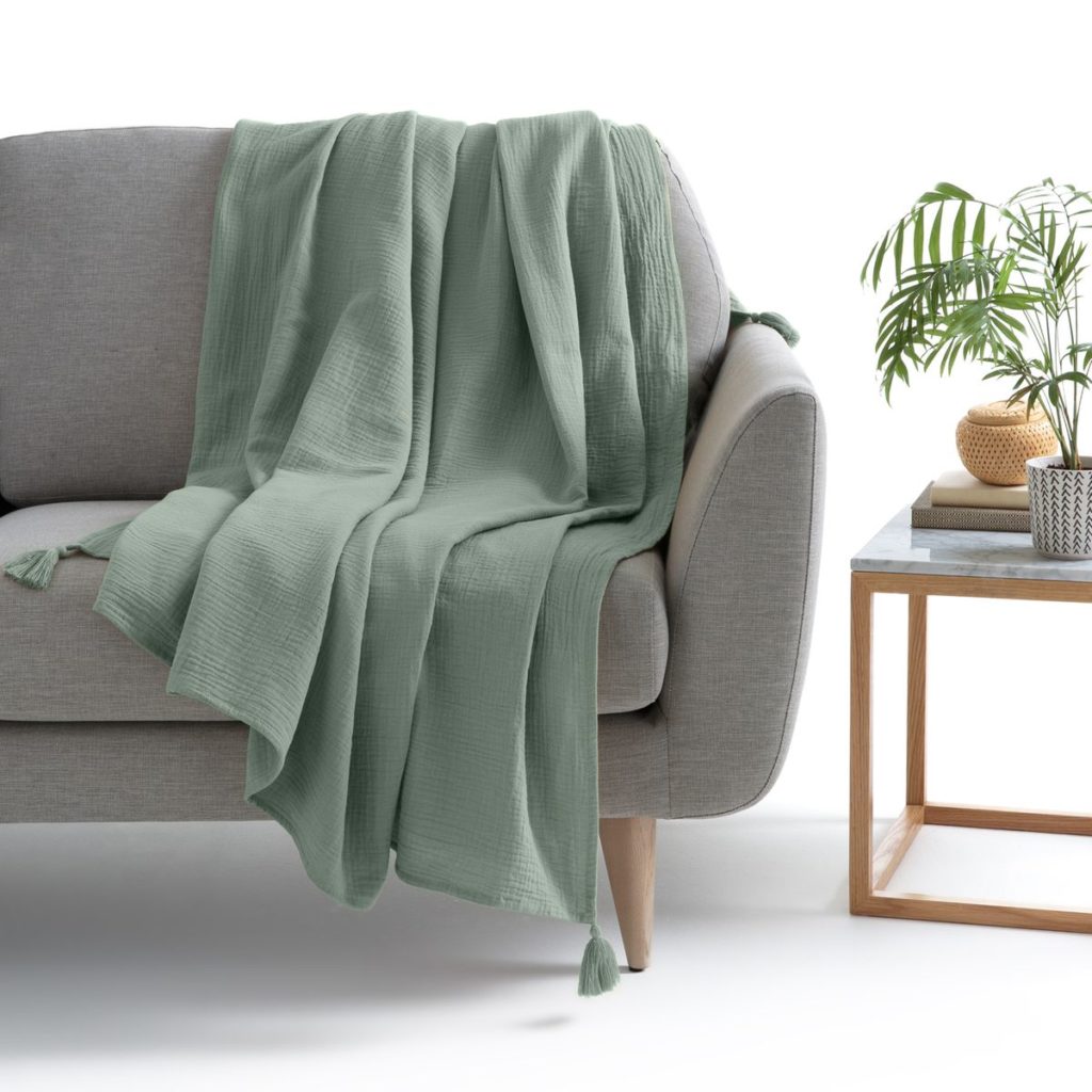 déco vert olive plaid gaze de coton pas cher - blog décoratrice intérieur - clem around the corner