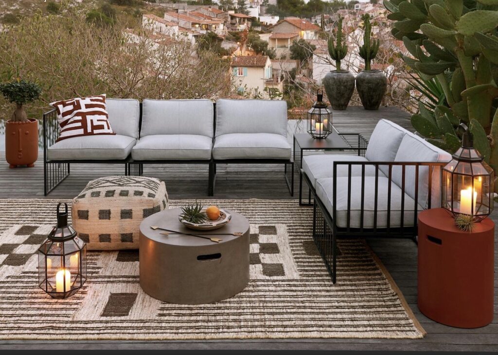 créer terrasse bohème meuble pouf décoration - blog déco - clem around the corner