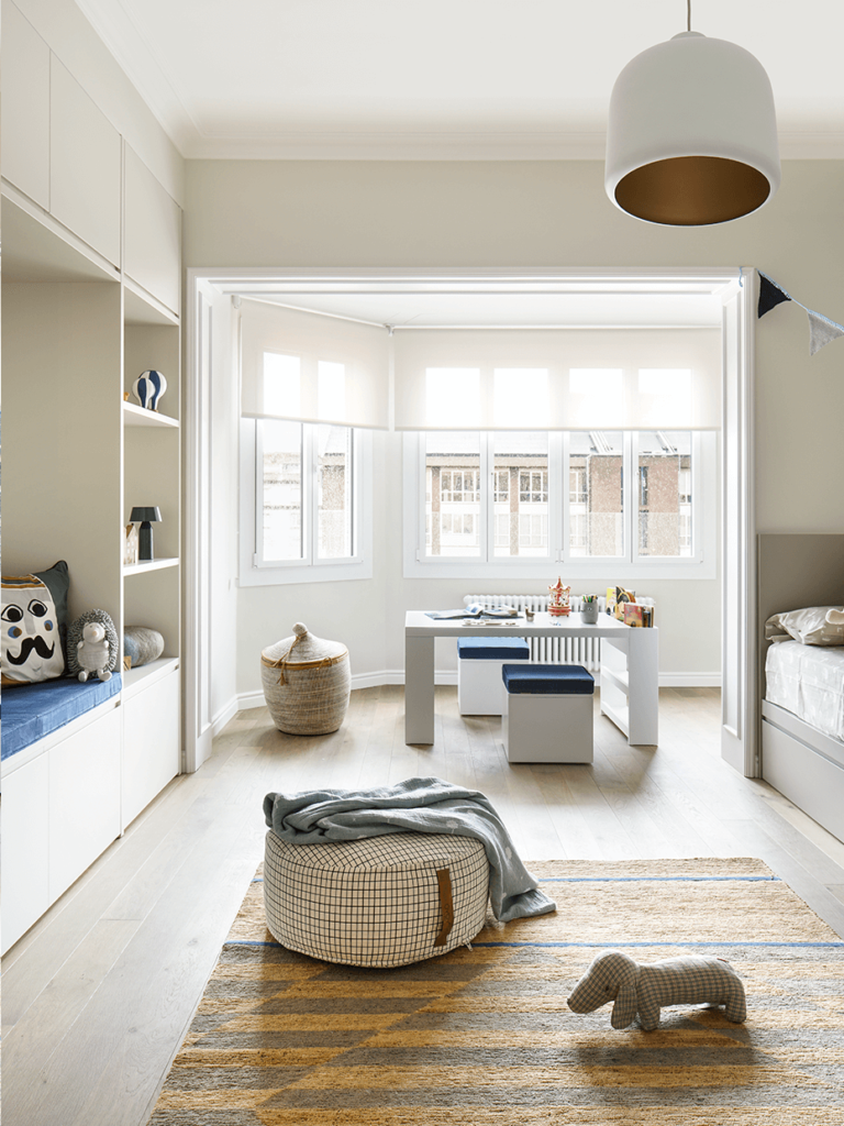 chambre enfant espace créatif Montessori - blog clem around the corner