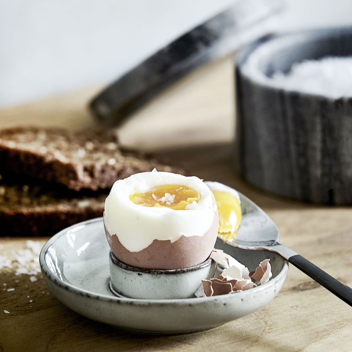 Coquetier Oeuf, 4 pièces Cocotier pour Oeuf A La Coque, Coquetier, Coquetiers, Coquetier Oeuf Original, empilable, compatible micro-ondes et lave-vaisselle, pour oeufs à la coque et aux oeufs durs