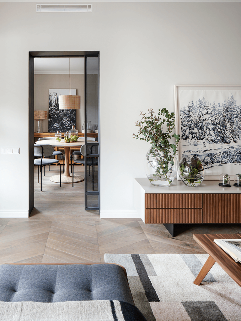 séparation cuisine salon porte coulissante galandage incrustée porte verre fumé