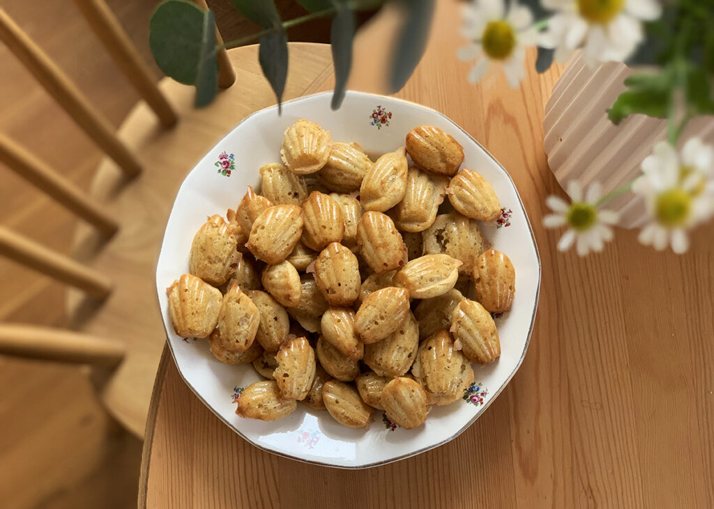 Madeleine sans beurre recette light leger cuisine facile pour gouter anniversaire buffet sucré