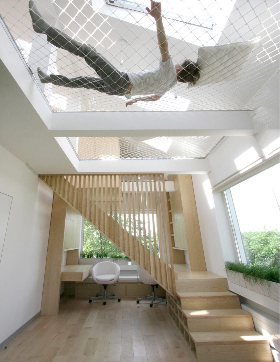 filet d intérieur blanc bureau claustra escalier bois - blog déco - clematc