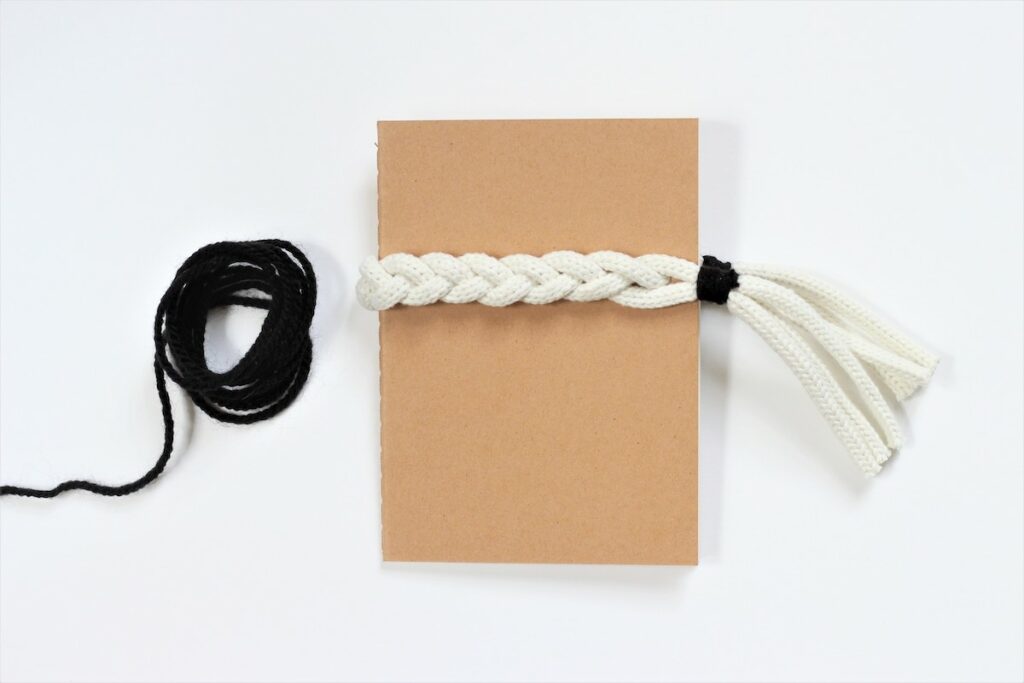 intégrer marque-page diy tressage macramé pimper son carnet fait-maison