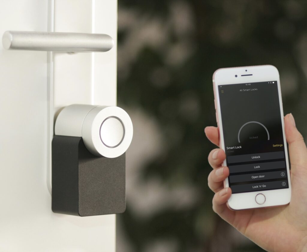 serrure connectée avis test Nuki porte ouvrir téléphone iphone sans clé