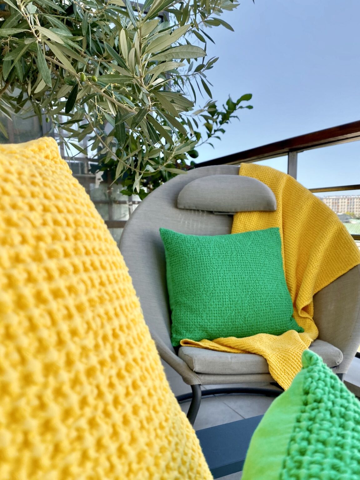 meuble jardin balcon fauteuil relax fabriqué en France beige design