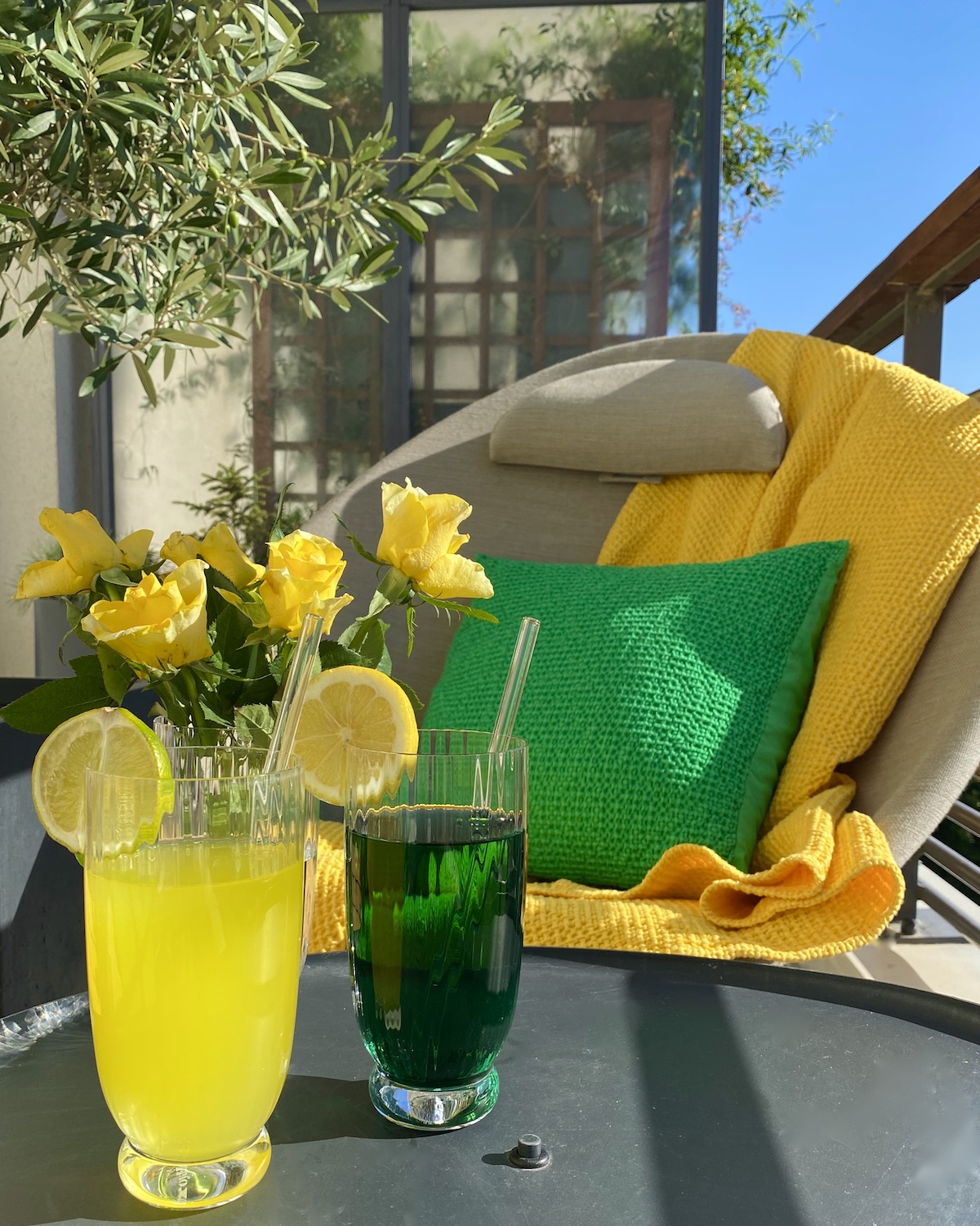terrasse colorée jaune vert pomme citron coussin coton made in France fauteuil Lafuma