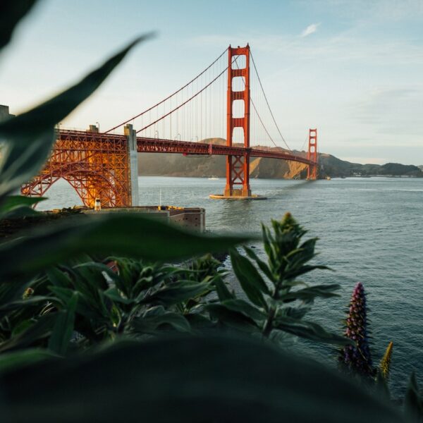 San Francisco architecture Golden gate bridge hour coucher soleil depuis plage north beach