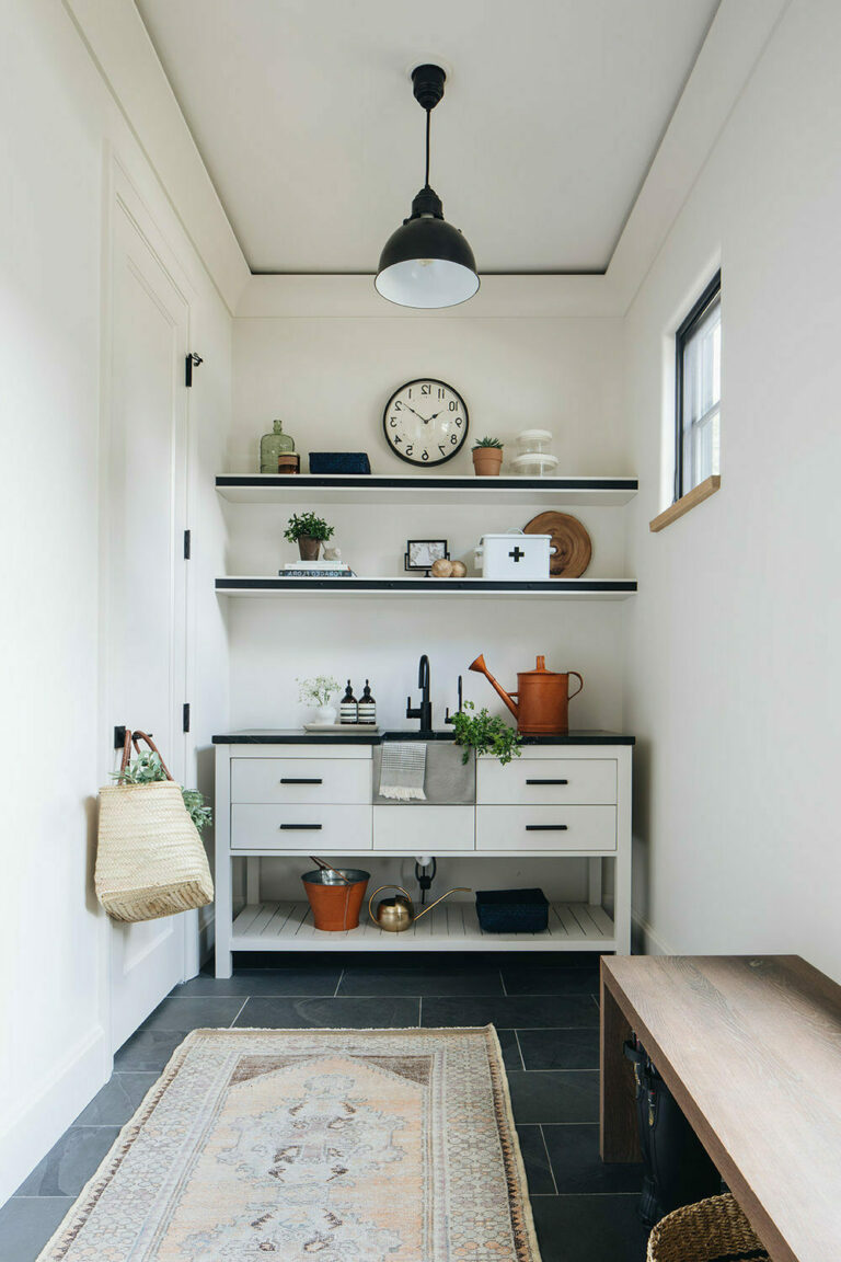 comment aménager buanderie petite entrée en longueur zone nettoyage linge