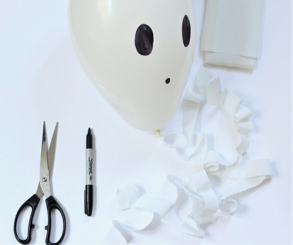 guirlande Halloween à faire soi-même fantôme thème - blog clem around the corner
