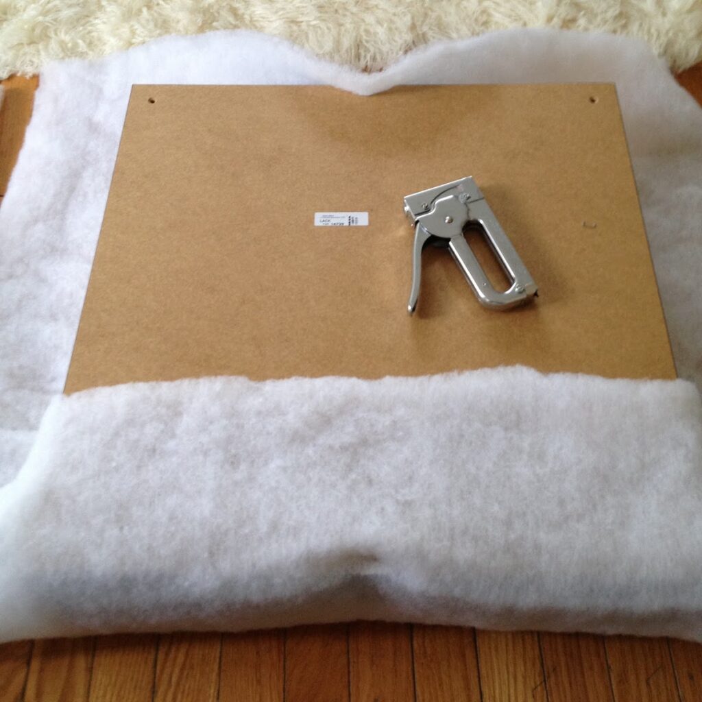 IKEA hack pouf transformer une table basse Blog déco ClemATC