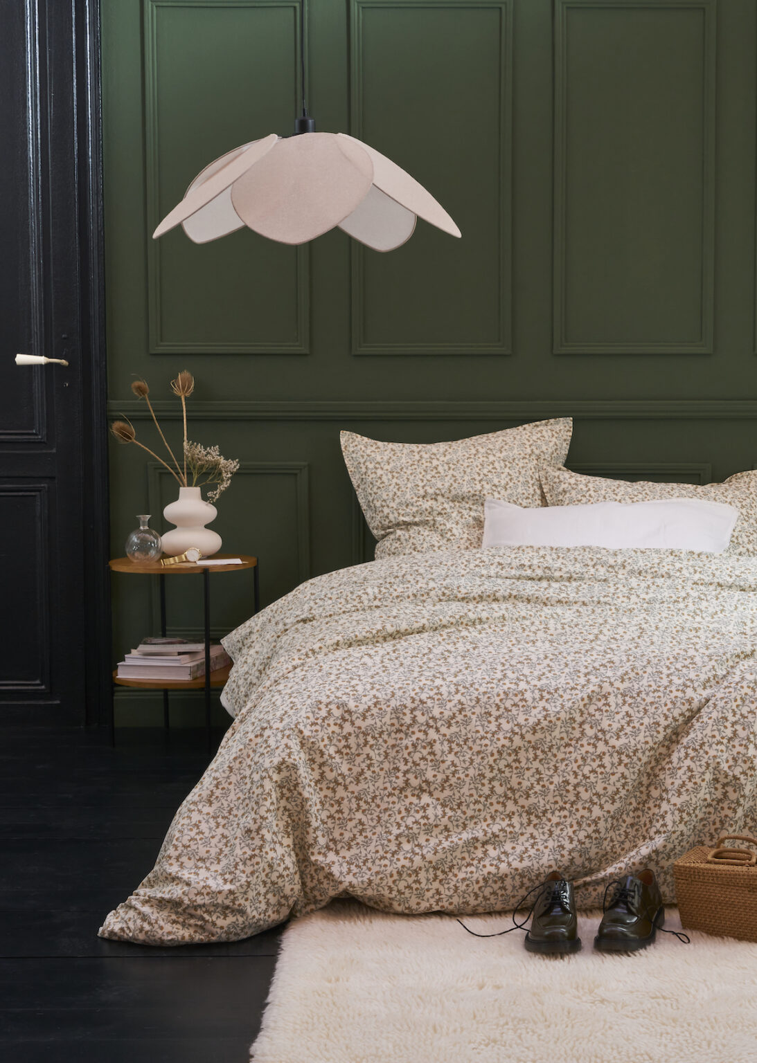 chambre ado rose kaki déco romantique moderne liberty