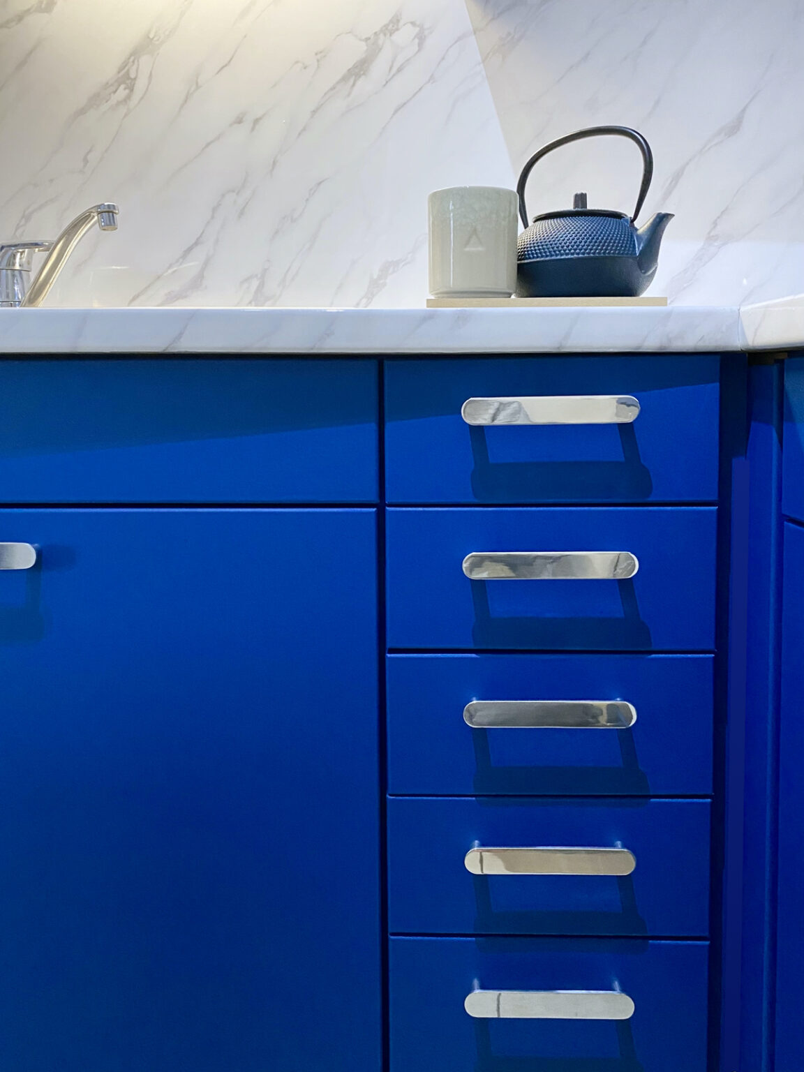 blue kitchen superfront long mini circus handles