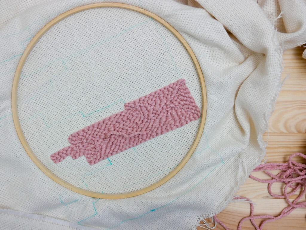 DIY coussin Punch Needle - blog déco - clem around the corner