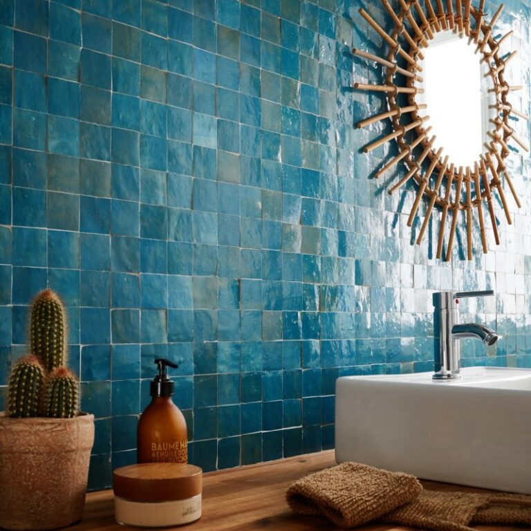mosaïque crédence bleu deco cactus miroir rond boisé deco estivale