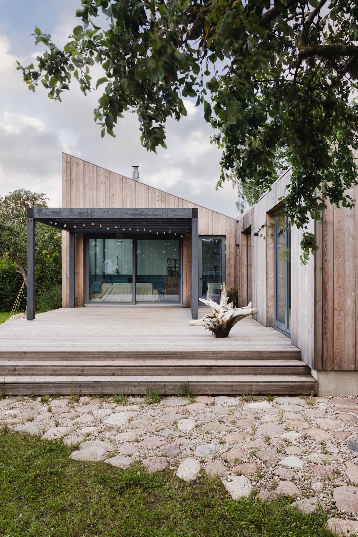 maison architecte façon cabane moderne bois