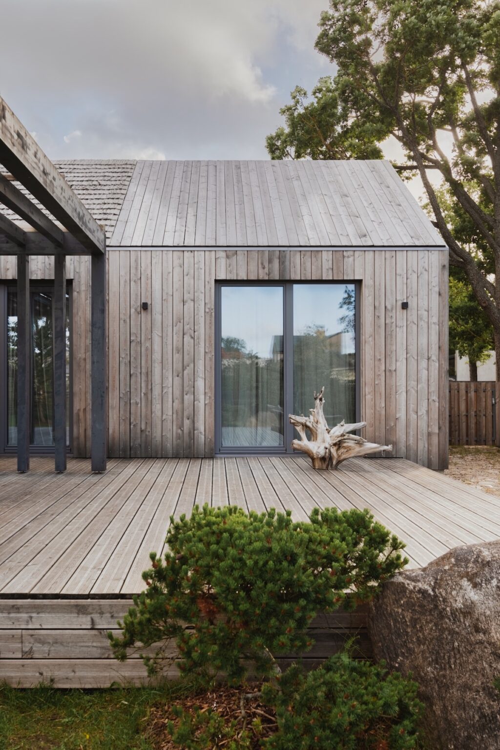 villa bord de mer bois mélèze Sibérie