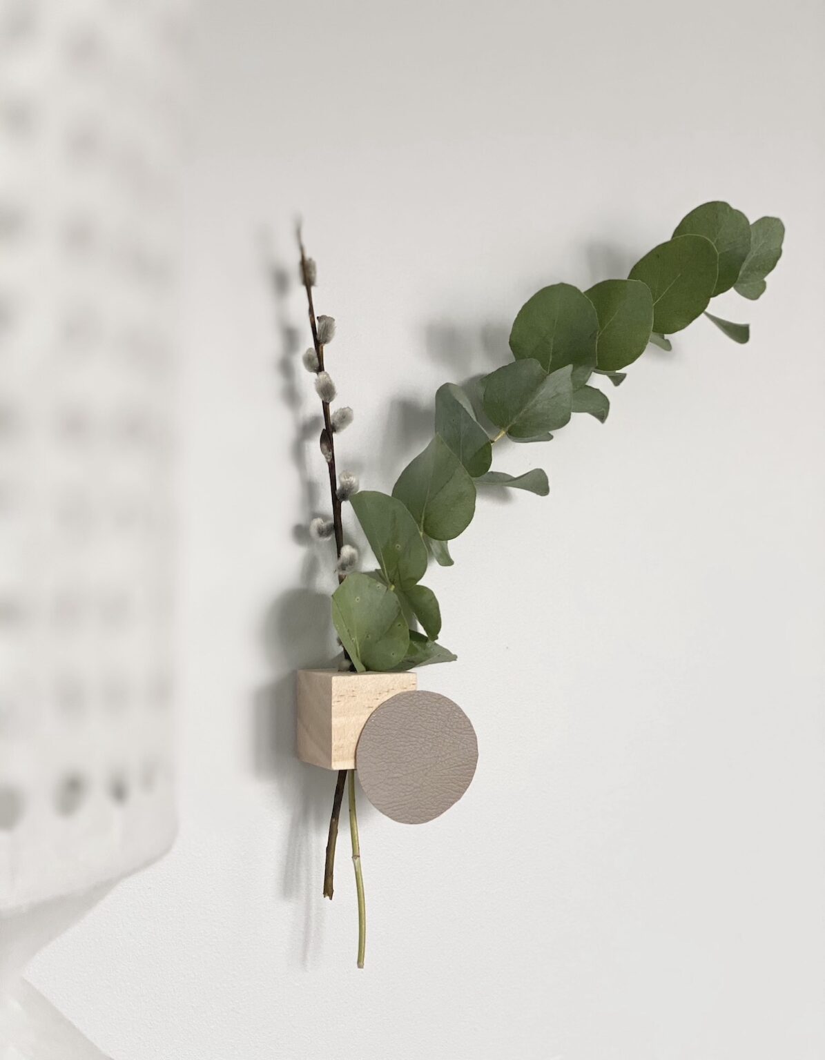 soliflore mural diy minimaliste bois - blog déco