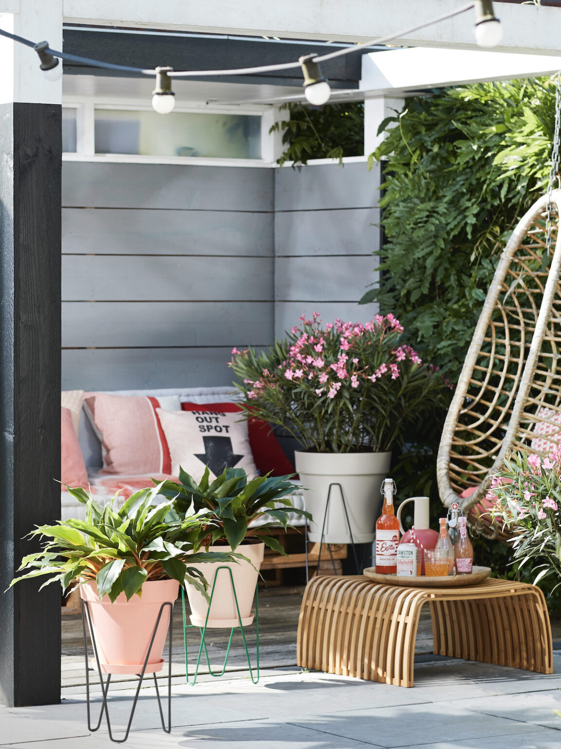 balcon écoresponsable récupération eau plante nature rotin